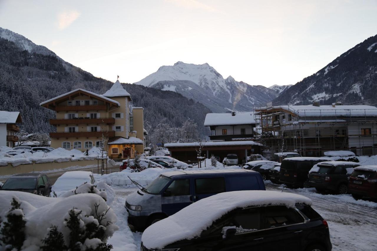 Hotel & Suites Glueck Auf Mayrhofen Zewnętrze zdjęcie